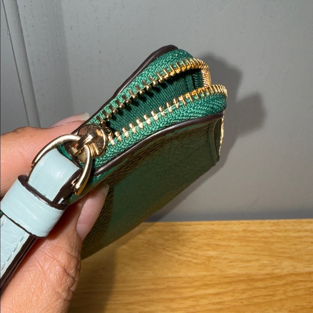 Coach Corner Zip Wristlet  Radish 🫜 - Picture 14 of 16